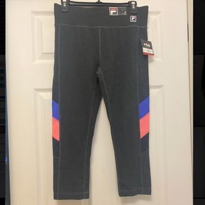 BNWT Cropped leggings